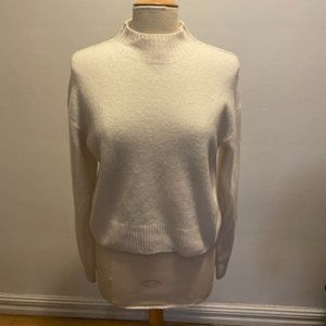 Everlane Recycled wool mock neck boxy cropped sweater inside-out seams in White